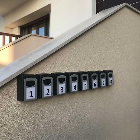La Mer Luxury Apartments Ierissós Zewnętrze zdjęcie